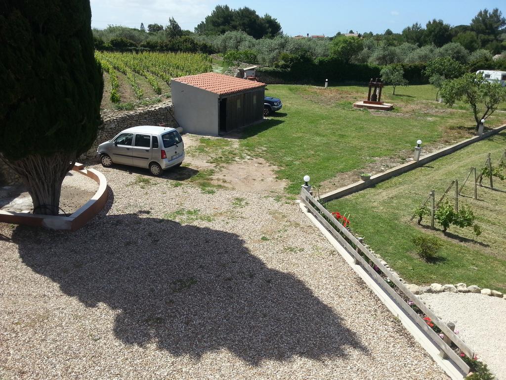 Magomadas Serra E Mesu Affittacamere المظهر الخارجي الصورة